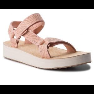 Teva Midform Universal